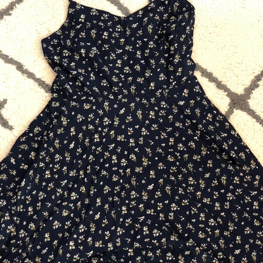 Sundress - Picture 3 of 3